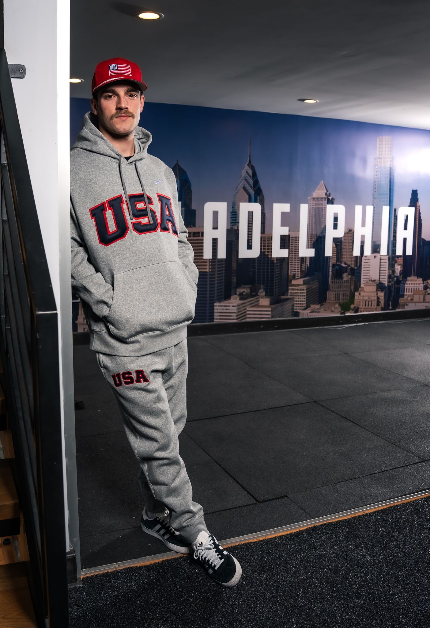 Grey Retro Nike Hoodie with Sewn-On USA and Flag