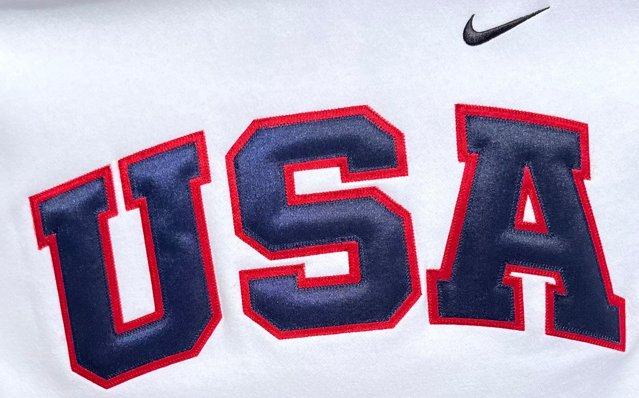 White Retro Nike Hoodie with Sewn-On USA and Flag